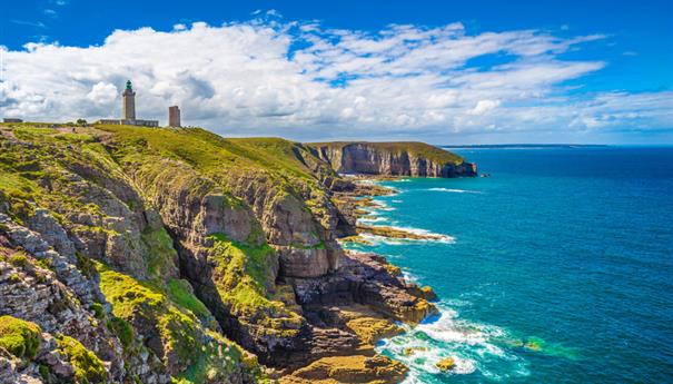 Falaises et phare du Cap Fréhel